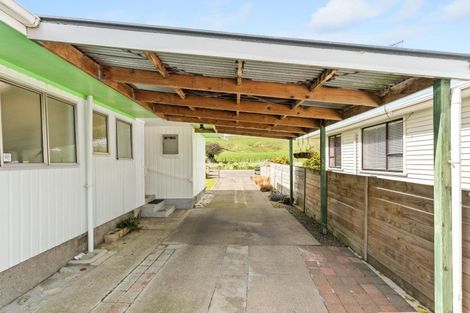 Photo of property in 6 Tudor Road, Pahiatua, 4910