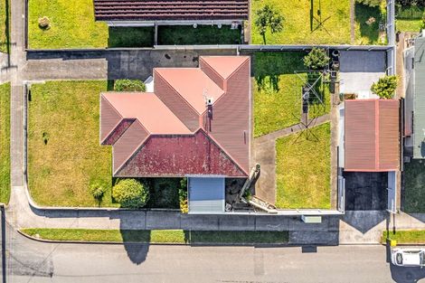 Photo of property in 2 Winchester Street, Levin, 5510