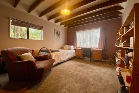 Photo of property in 8 Escort Grove, Awapuni, Palmerston North, 4412