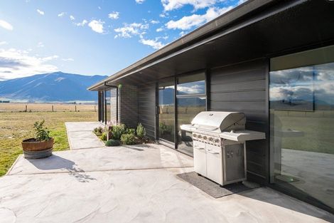 Photo of property in 23 Hardacre Place, Omarama, 9412