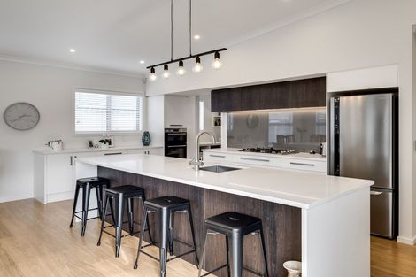 Photo of property in 6 Eleanor Lane, Casebrook, Christchurch, 8051