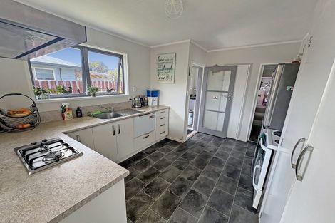 Photo of property in 68 Kennedy Drive, Levin, 5510