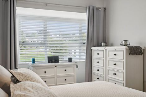 Photo of property in 86 Bracken Road, Paparangi, Wellington, 6037