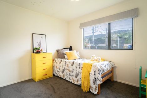 Photo of property in 13a Hinau Street, Tawa, Wellington, 5028