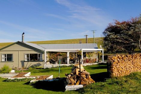 Photo of property in 355 Corrigalls Road, Hakataramea Valley, Kurow, 9498