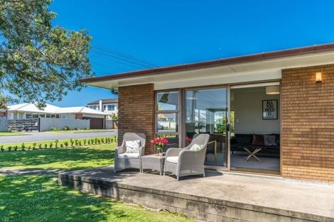 Photo of property in 2/39 Francis Street, Hauraki, Auckland, 0622