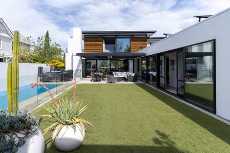 Photo of property in 71 Chapter Street, St Albans, Christchurch, 8052