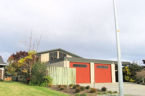Photo of property in 17 Donegal Crescent, Tamatea, Napier, 4112