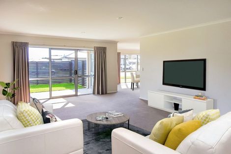 Photo of property in 40 Te Whenu Crescent, Marshland, Christchurch, 8083