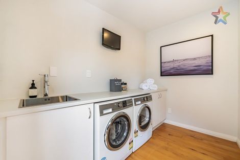 Photo of property in 17 Oriental Street, Petone, Lower Hutt, 5012