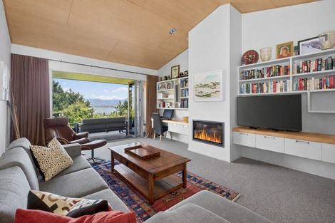 Photo of property in 52 Kirimoko Crescent, Wanaka, 9305