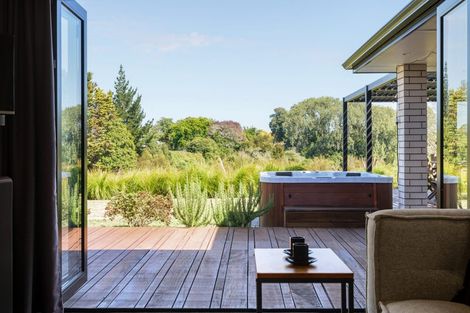 Photo of property in 8c East Ridge Grove, Newstead, Hamilton, 3286