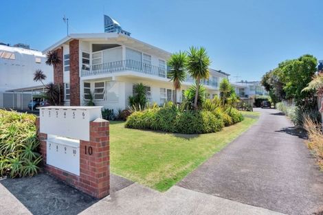 Photo of property in 1/10 Blomfield Spa, Takapuna, Auckland, 0622