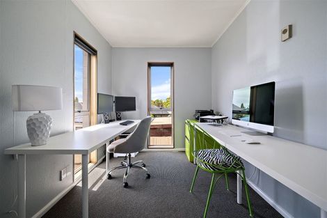 Photo of property in 20a Fairfield Avenue, Addington, Christchurch, 8024