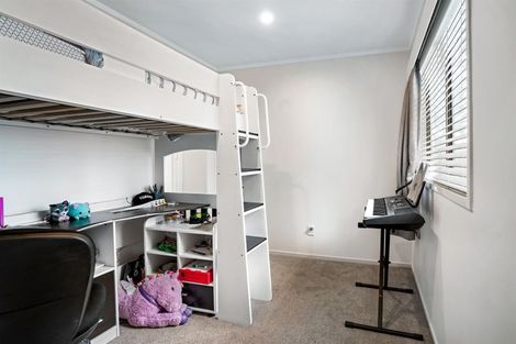 Photo of property in 9b Centreway Road, Orewa, 0931