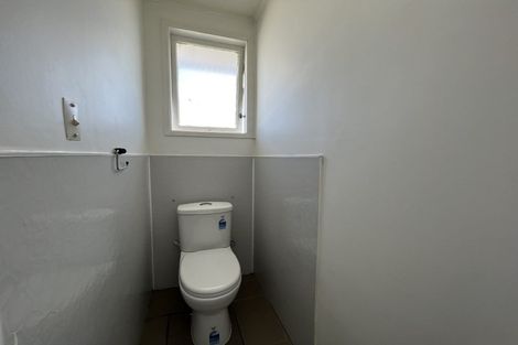 Photo of property in 49 Gossamer Drive, Pakuranga Heights, Auckland, 2010