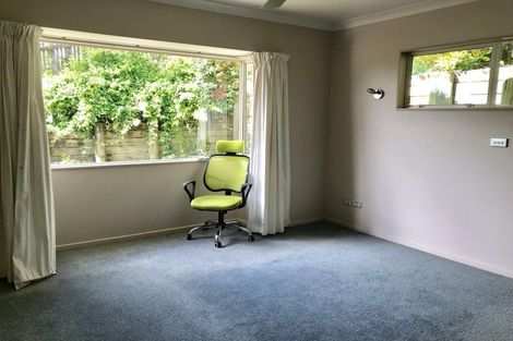 Photo of property in 2/22 Grenadine Place, Unsworth Heights, Auckland, 0632