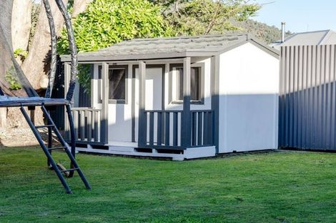 Photo of property in 5 Mitchell Place, Cobden, Greymouth, 7802