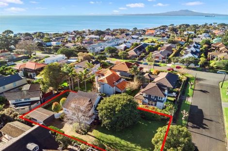 Photo of property in 3 Crete Avenue, Milford, Auckland, 0620