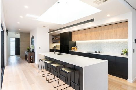 Photo of property in 10 Rich Rise, Havelock North, 4130