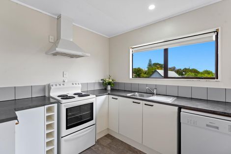 Photo of property in 9 Settlement Road, Kaiwaka, 0573