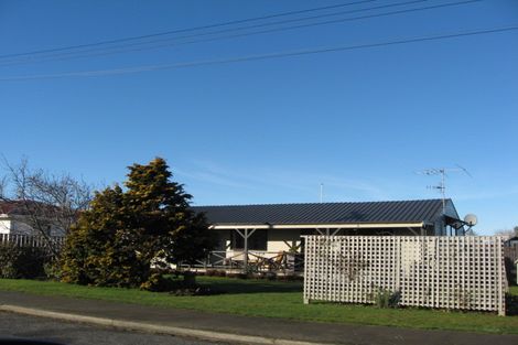 Photo of property in 19 Church Street, Winton, 9720