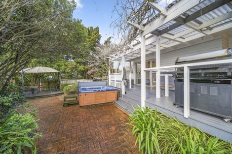 Photo of property in 9 Pixie Place, Pakuranga Heights, Auckland, 2010