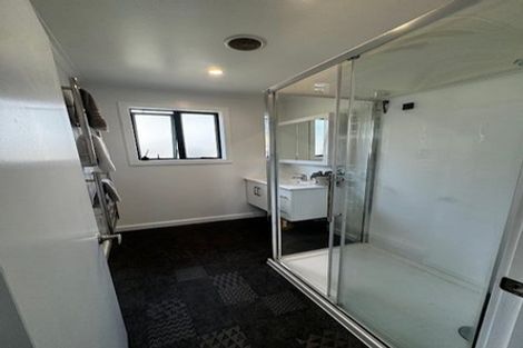 Photo of property in 2/5 Montgomery Street, Stokes Valley, Lower Hutt, 5019