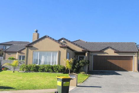 Photo of property in 14 Conacher Close, East Tamaki Heights, Auckland, 2016