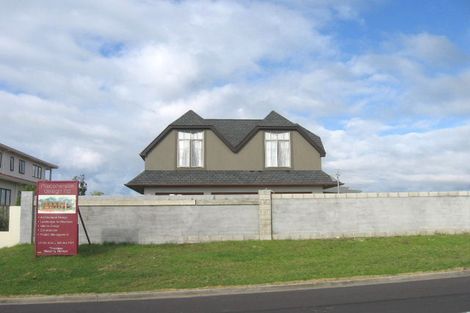 Photo of property in 87 Onetaunga Road, Chatswood, Auckland, 0626