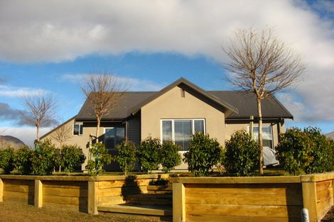 Photo of property in 13 Castalia Drive, Lake Hayes, Queenstown, 9304