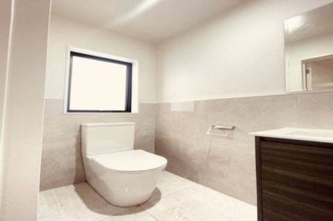 Photo of property in 4/2 Smiths Avenue, Papakura, 2110