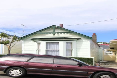 Photo of property in 8 Milton Street, Berhampore, Wellington, 6023