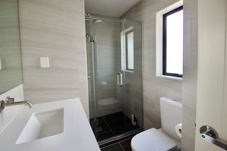 Photo of property in 15 Longshore Drive, Long Bay, Auckland, 0630