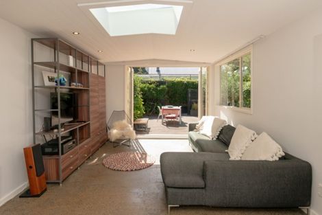 Photo of property in 200 Tinakori Road, Thorndon, Wellington, 6011