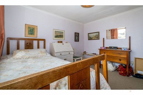 Photo of property in 19 Smith Street, Waimate, 7924