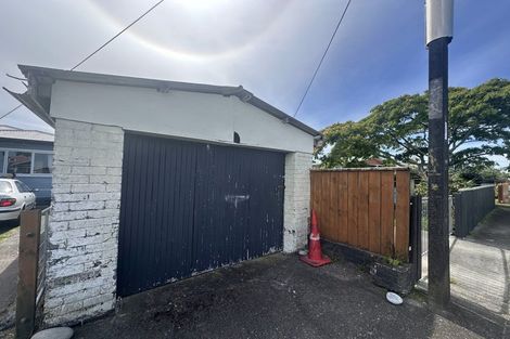 Photo of property in 66 Domett Street, Waitara, 4320