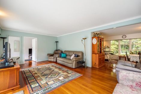 Photo of property in 127 Konini Road, Titirangi, Auckland, 0604