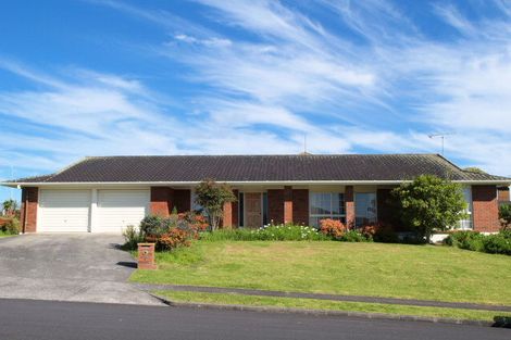 Photo of property in 2/2 Mission View Drive, Northpark, Auckland, 2013