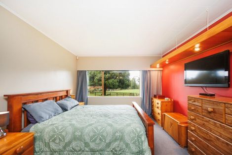 Photo of property in 399 Scotts Road, Linton, Palmerston North, 4472