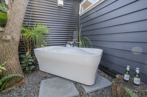 Photo of property in 10 Impala Place, Whitianga, 3510