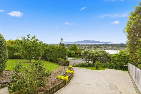 Photo of property in 51 Kotare Street, Waikanae, 5036