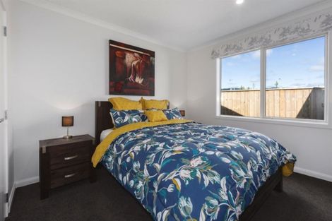 Photo of property in 15 Bridford Way, Paraparaumu, 5032