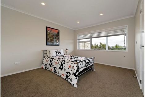 Photo of property in 2b Scott Road, Hobsonville, Auckland, 0618