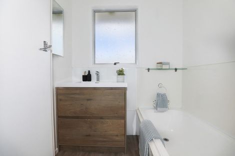 Photo of property in 21 Mallard Drive, Selwyn Heights, Rotorua, 3015