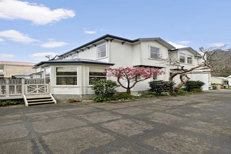 Photo of property in 1/23 Glenbervie Terrace, Thorndon, Wellington, 6011