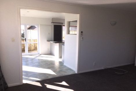 Photo of property in 14 Carluke Street, Paparangi, Wellington, 6037