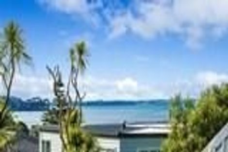 Photo of property in 3 Beulah Avenue, Rothesay Bay, Auckland, 0630