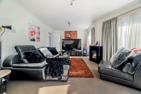 Photo of property in 8 Kamahi Place, Pukehangi, Rotorua, 3015