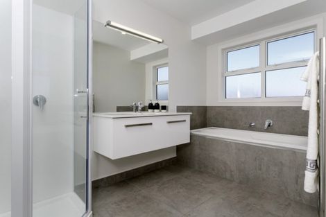 Photo of property in 39 Marabou Crescent, Nukuhau, Taupo, 3330